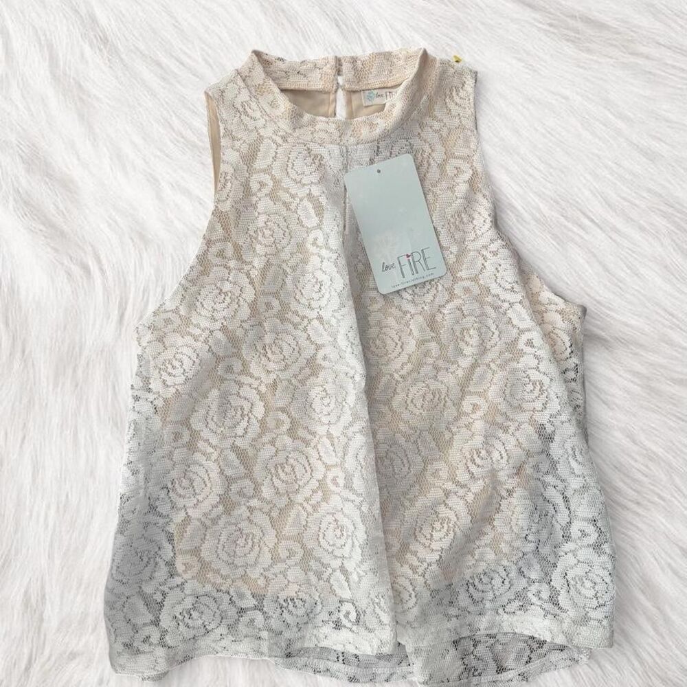Love Fire NWT Boho Lace Women's White and Cream Blouse | Small | Business Casual
